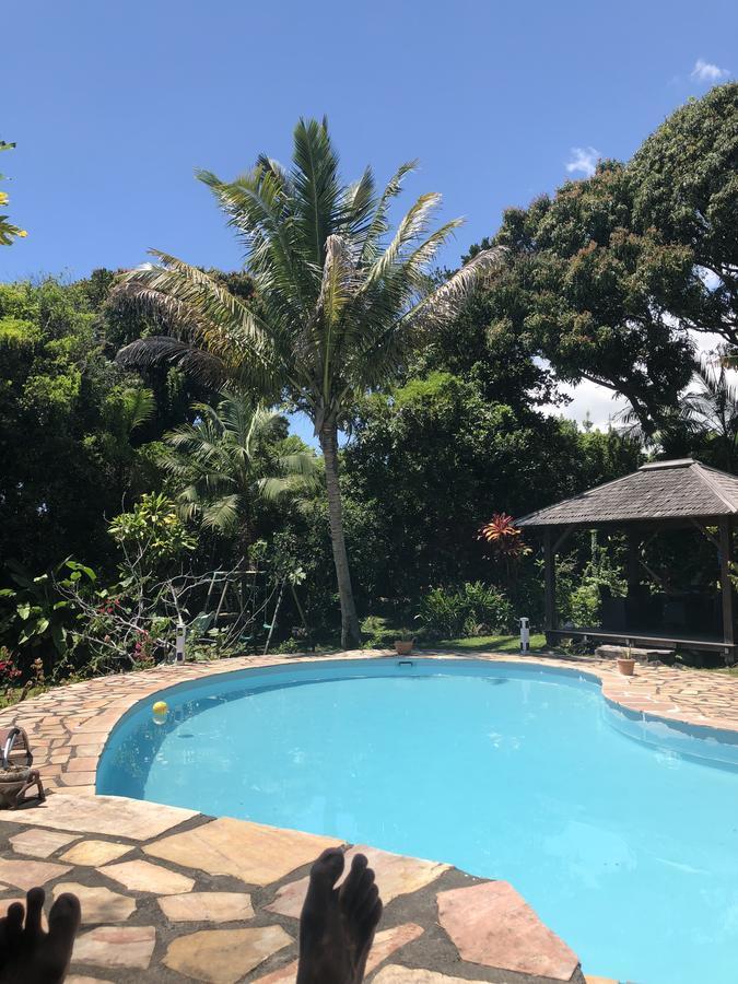 Matilona Bed & Breakfast Sainte-Rose Bagian luar foto