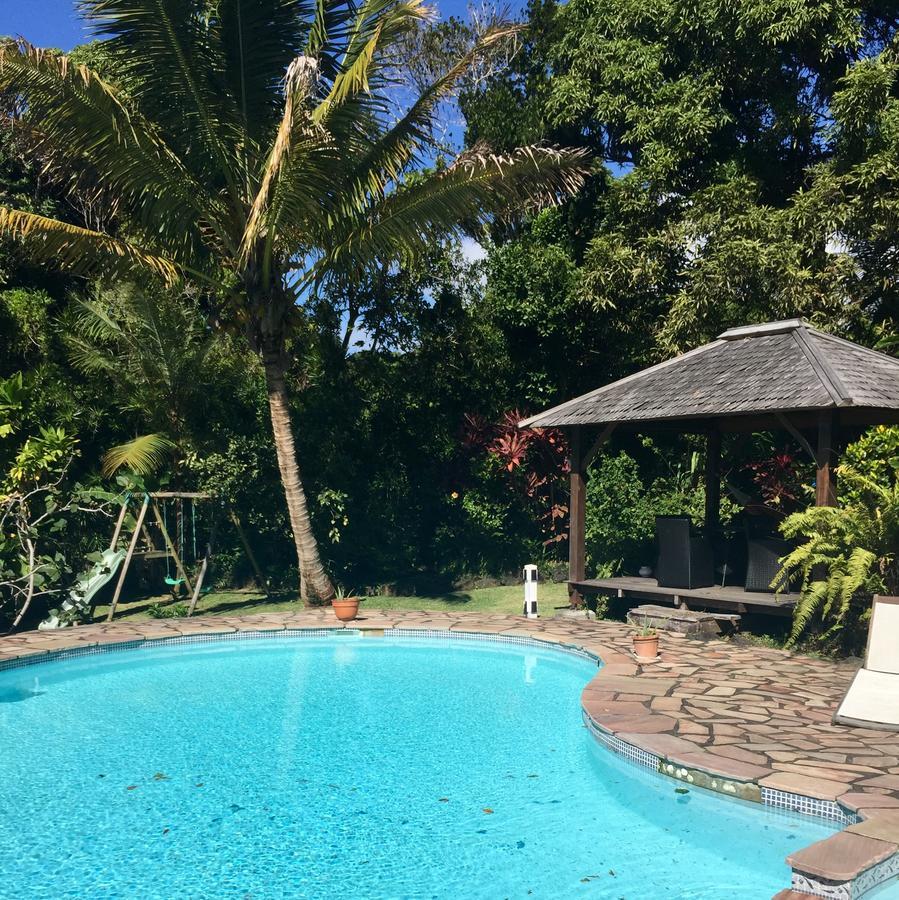 Matilona Bed & Breakfast Sainte-Rose Bagian luar foto